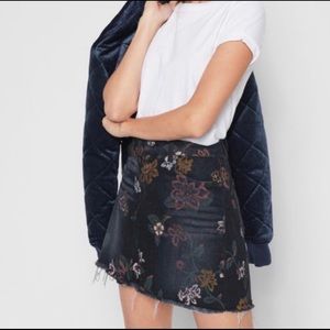 7 for all mankind floral print denim mini skirt